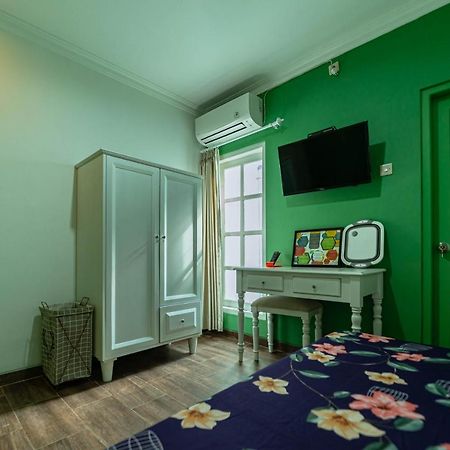 Casa De Louvre 3 Hostel Pakem ภายนอก รูปภาพ