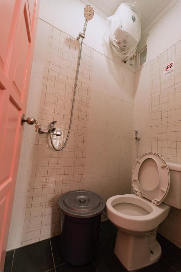 Casa De Louvre 3 Hostel Pakem ภายนอก รูปภาพ
